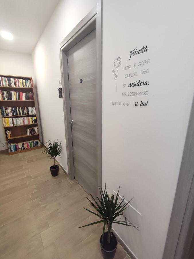 A Casa Di Lina Olbia Exterior foto